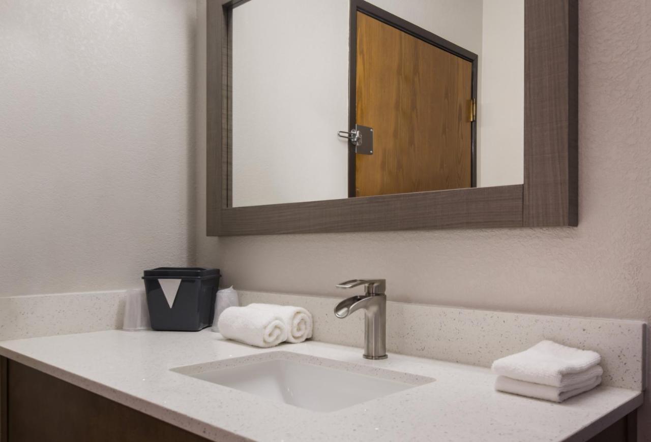 Red Roof Inn Lawrenceburg Ngoại thất bức ảnh
